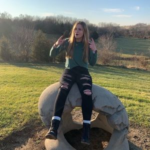 Meet your Posher, Abby